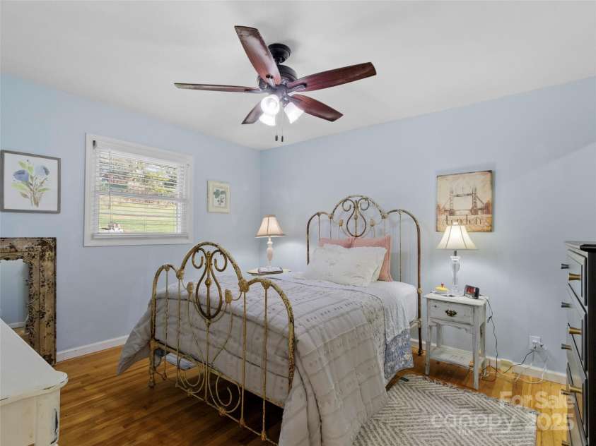 55 Cataberry Lane, Burnsville, NC 28714.  MLS# CAR4319951, YatesRealty ID 2291. 