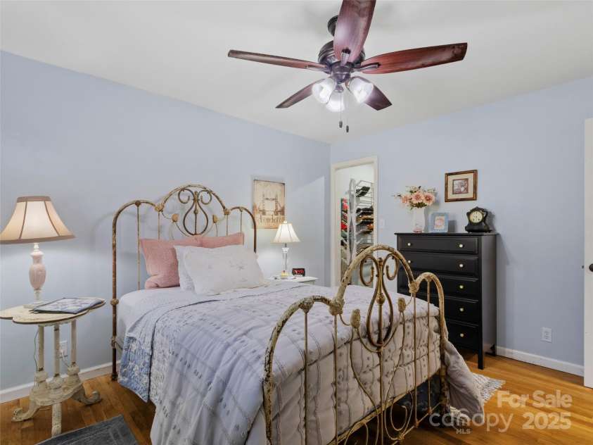 55 Cataberry Lane, Burnsville, NC 28714.  MLS# CAR4319951, YatesRealty ID 2291. 