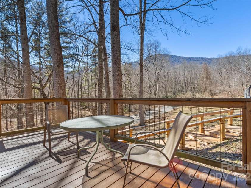 620 Hickory Springs Road, Burnsville, NC 28714.  MLS# CAR4228193, YatesRealty ID 2291. 