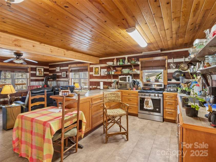 620 Hickory Springs Road, Burnsville, NC 28714.  MLS# CAR4228193, YatesRealty ID 2291. 