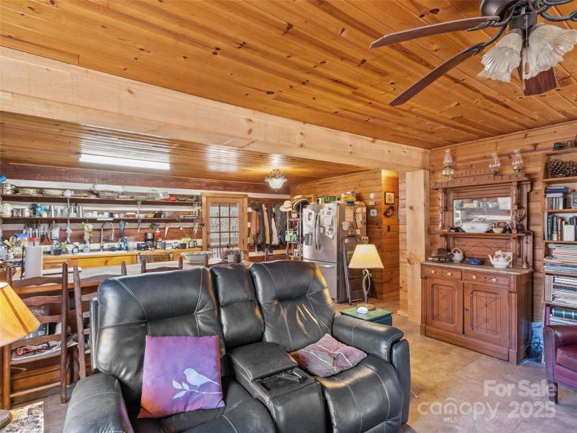 620 Hickory Springs Road, Burnsville, NC 28714.  MLS# CAR4228193, YatesRealty ID 2291. 