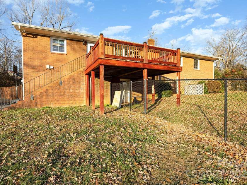 714 Shady Drive, Albemarle, NC 28001.  MLS# CAR4327458, YatesRealty ID 22910. 