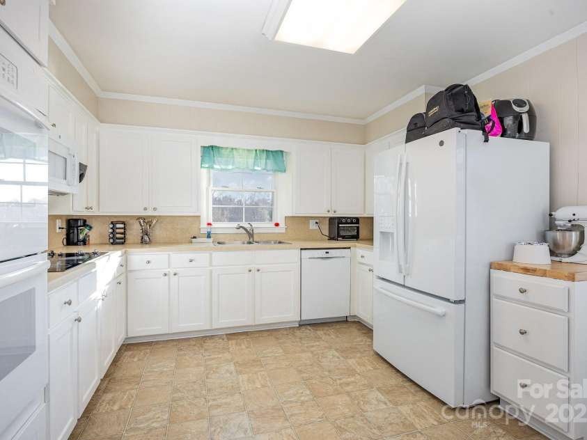 714 Shady Drive, Albemarle, NC 28001.  MLS# CAR4327458, YatesRealty ID 22910. 