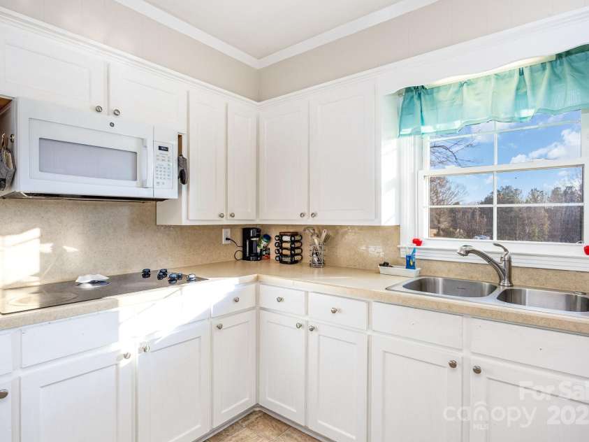 714 Shady Drive, Albemarle, NC 28001.  MLS# CAR4327458, YatesRealty ID 22910. 