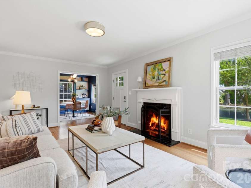 1929 Mecklenburg Avenue, Charlotte, NC 28205.  MLS# CAR4366815, YatesRealty ID 22912. 