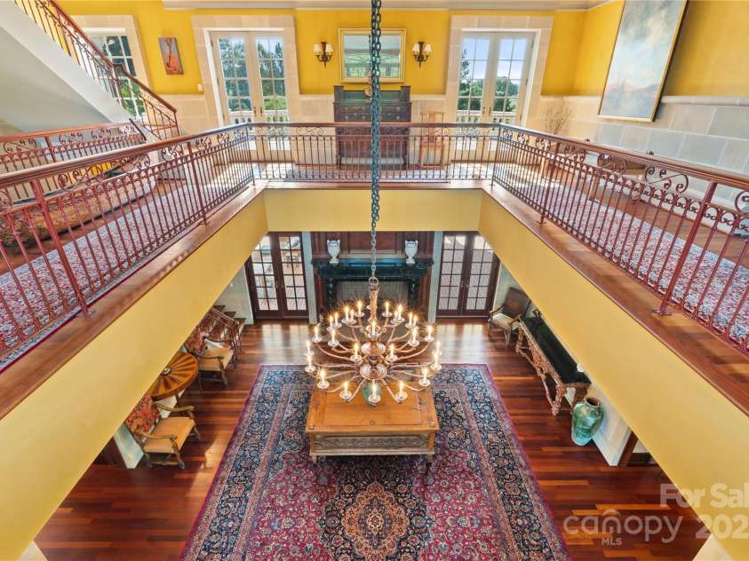 1067 Kent Road, Winston Salem, NC 27104.  MLS# CAR4263540, YatesRealty ID 22913. 
