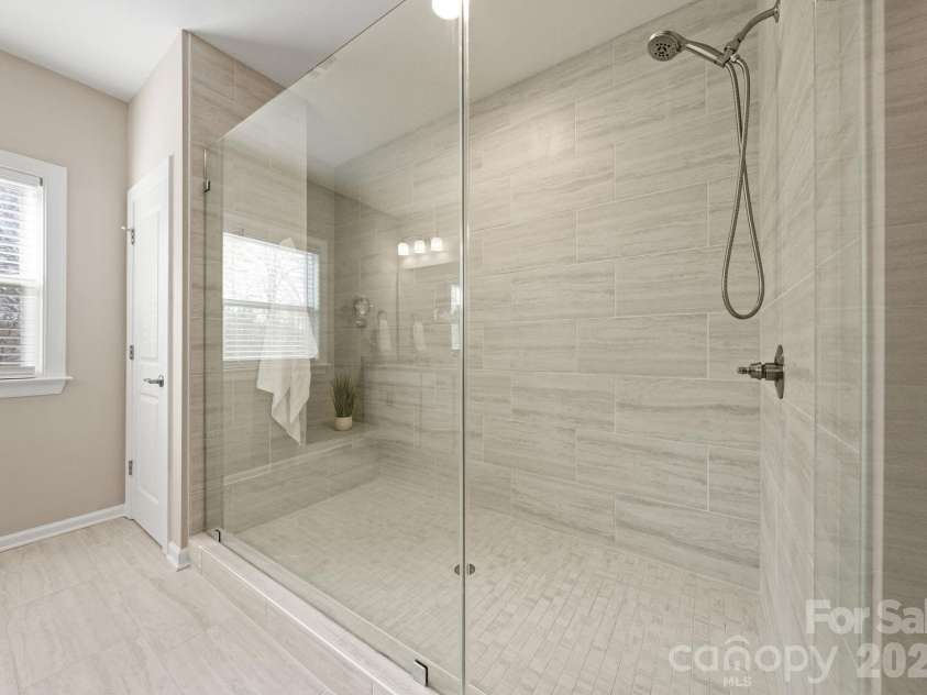 10416 Audubon Ridge Drive, Cornelius, NC 28031.  MLS# CAR4356125, YatesRealty ID 22915. 