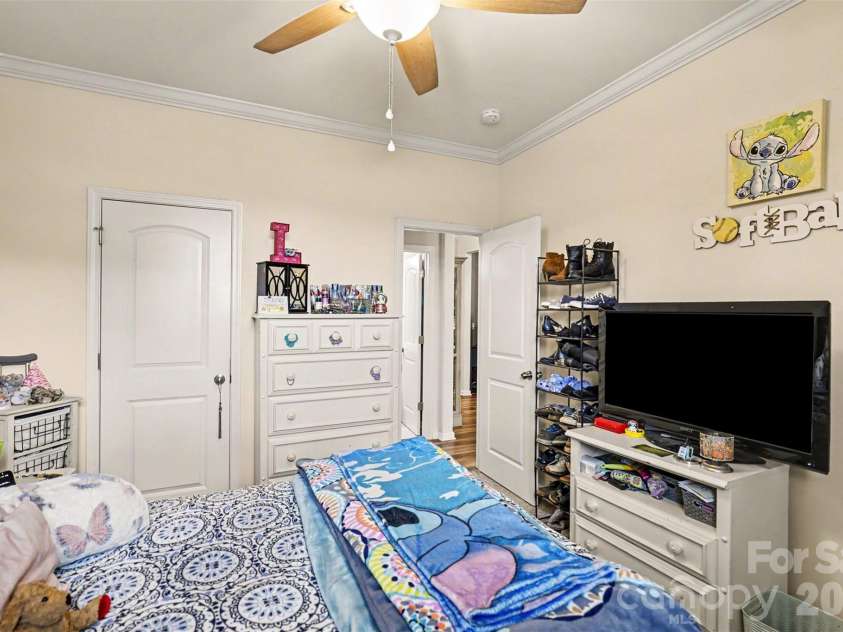 1405 Calder Drive, Indian Trail, NC 28079.  MLS# CAR4401073, YatesRealty ID 22917. Bedroom 3