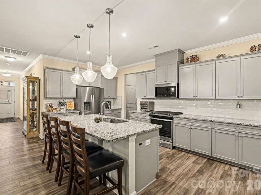 1405 Calder Drive, Indian Trail, NC 28079.  MLS# CAR4401073, YatesRealty ID 22917. Kitchen
