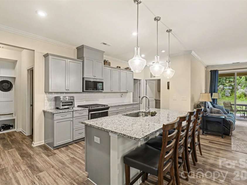 1405 Calder Drive, Indian Trail, NC 28079.  MLS# CAR4401073, YatesRealty ID 22917. Kitchen