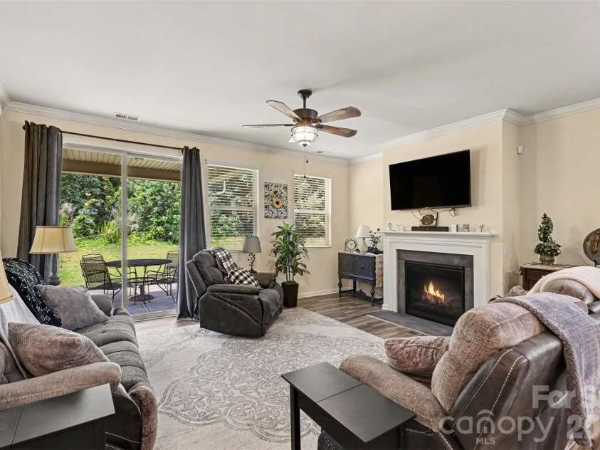 1405 Calder Drive, Indian Trail, NC 28079.  MLS# CAR4401073, YatesRealty ID 22917. Living Room