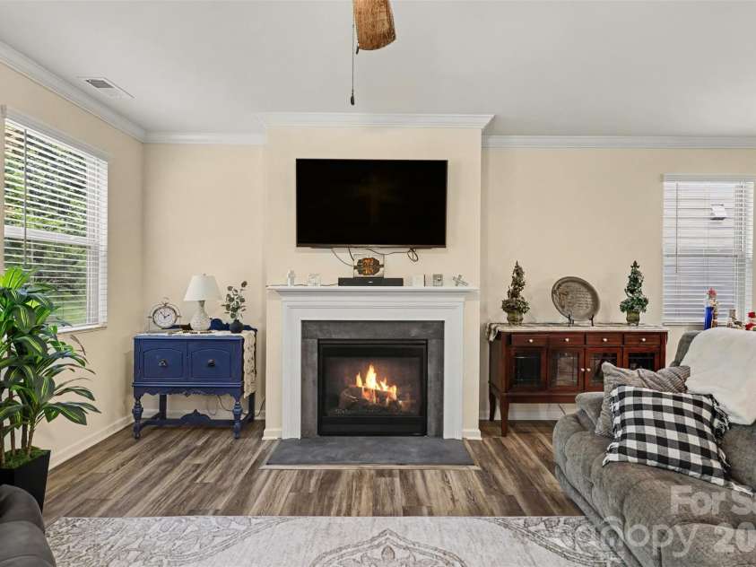 1405 Calder Drive, Indian Trail, NC 28079.  MLS# CAR4401073, YatesRealty ID 22917. Living Room