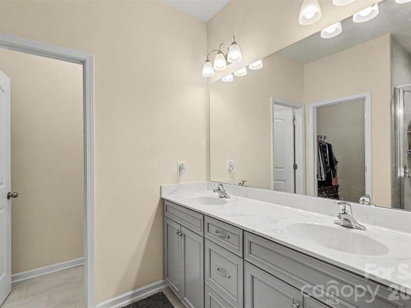 1405 Calder Drive, Indian Trail, NC 28079.  MLS# CAR4401073, YatesRealty ID 22917. Primary Bathroom