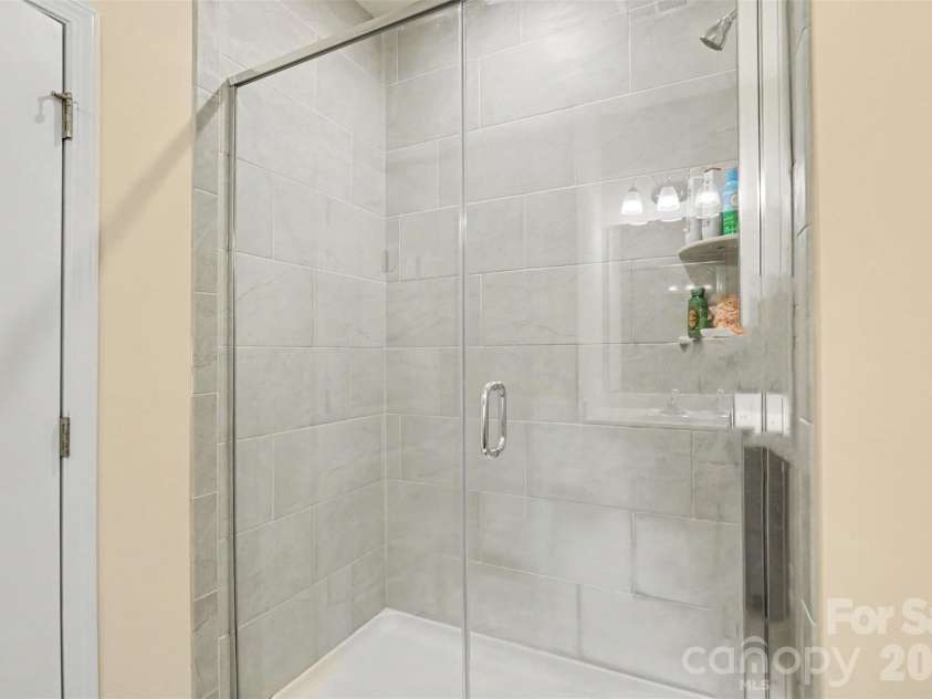 1405 Calder Drive, Indian Trail, NC 28079.  MLS# CAR4401073, YatesRealty ID 22917. Primary Bathroom