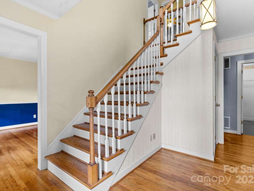 304 La Foret Drive, Morganton, NC 28655.  MLS# CAR4256952, YatesRealty ID 22917. 