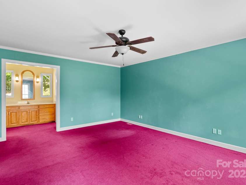 304 La Foret Drive, Morganton, NC 28655.  MLS# CAR4256952, YatesRealty ID 22917. 