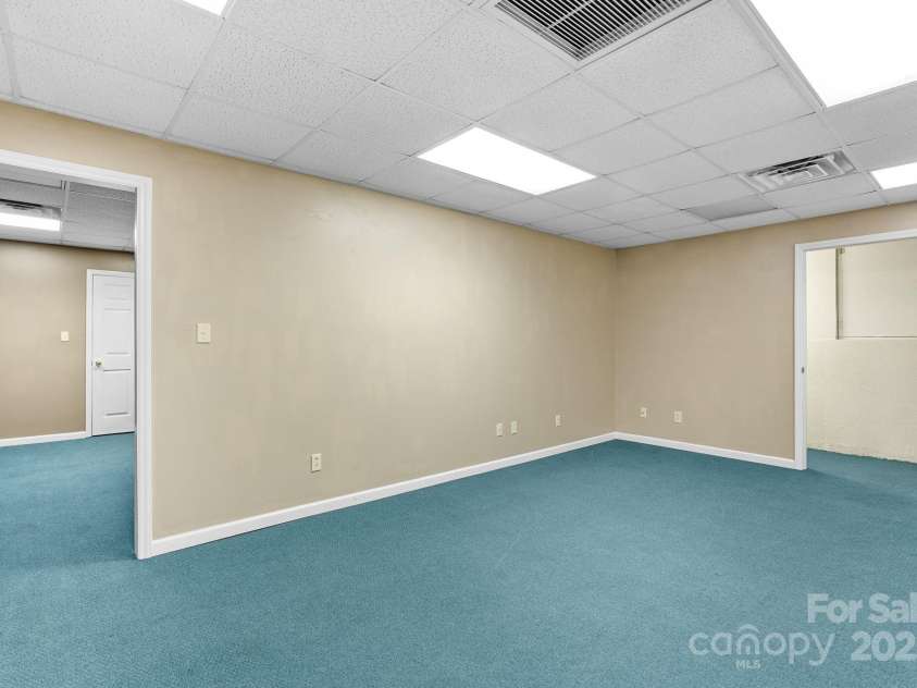 304 La Foret Drive, Morganton, NC 28655.  MLS# CAR4256952, YatesRealty ID 22917. 