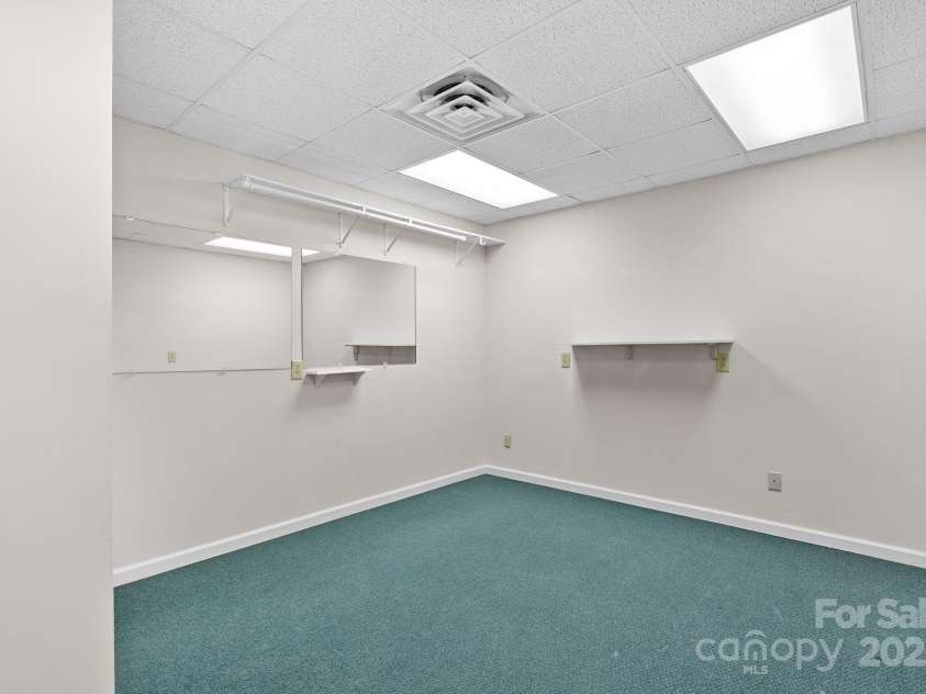 304 La Foret Drive, Morganton, NC 28655.  MLS# CAR4256952, YatesRealty ID 22917. Basement Flex Room