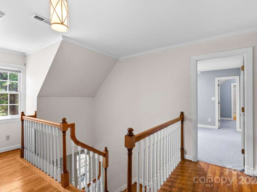 304 La Foret Drive, Morganton, NC 28655.  MLS# CAR4256952, YatesRealty ID 22917. Upstairs Hallway