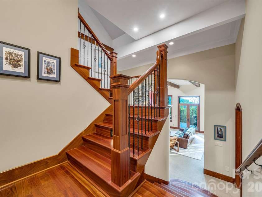 8 Timberwolf Court, Asheville, NC 28804.  MLS# CAR4369628, YatesRealty ID 22918. Staircase down