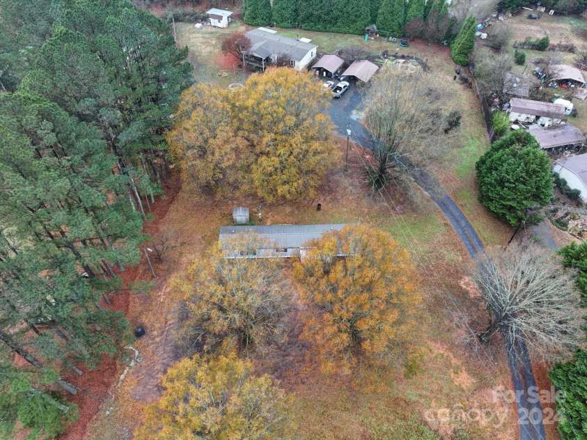 44267 Yadkin Brick Road, New London, NC 28127.  MLS# CAR4206586, YatesRealty ID 2292. 
