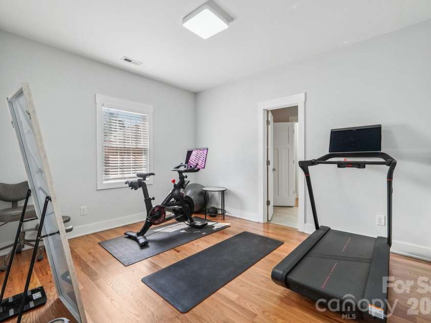 1821 Garibaldi Avenue, Charlotte, NC 28208.  MLS# CAR4354837, YatesRealty ID 22920. Bedroom 2