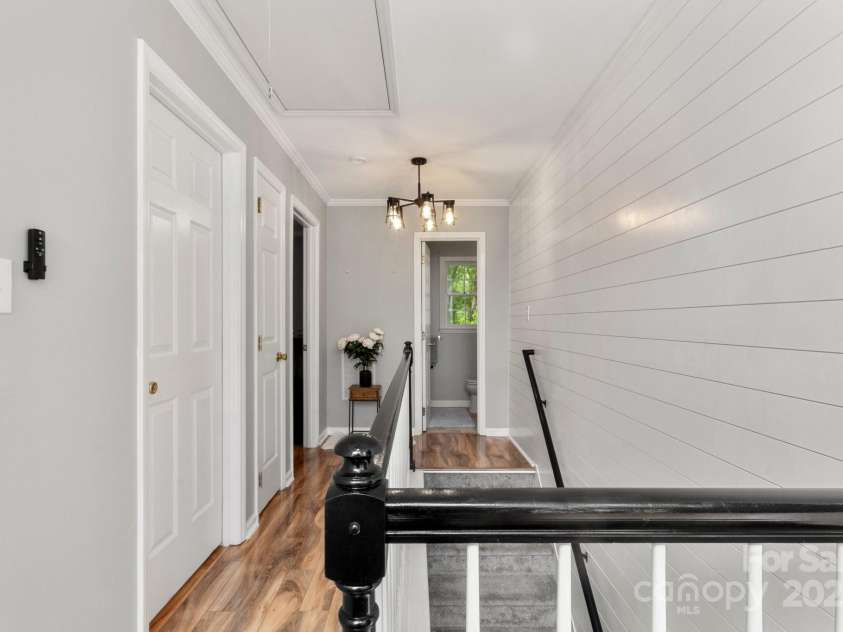 8819 Kishorn Court, Charlotte, NC 28215.  MLS# CAR4251136, YatesRealty ID 22920. 