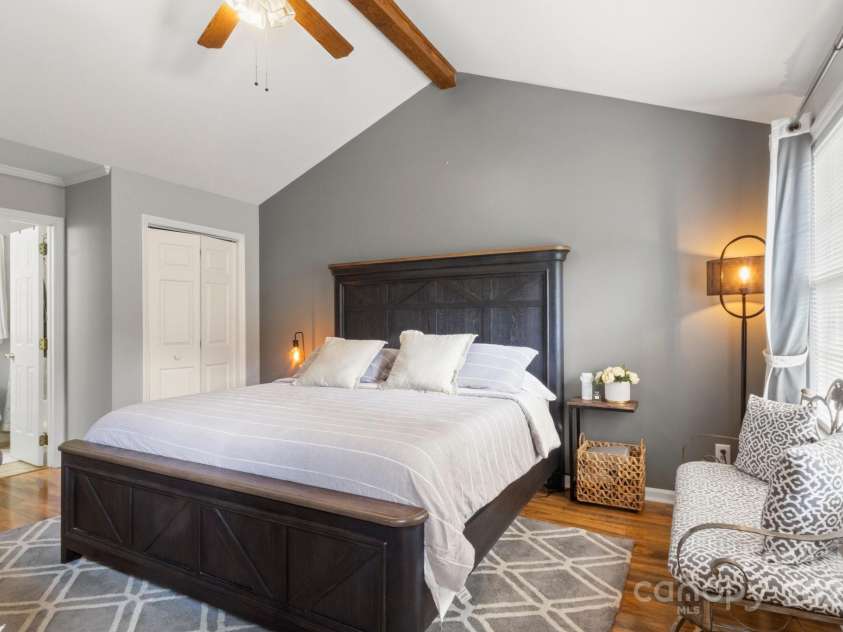 8819 Kishorn Court, Charlotte, NC 28215.  MLS# CAR4251136, YatesRealty ID 22920. Primary Bedroom