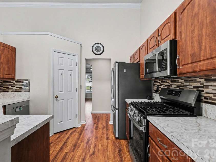199 Austin Run Court, Kannapolis, NC 28083.  MLS# CAR4369473, YatesRealty ID 22921. 