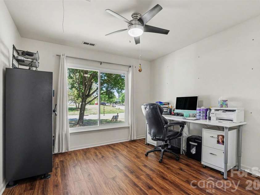 199 Austin Run Court, Kannapolis, NC 28083.  MLS# CAR4369473, YatesRealty ID 22921. 
