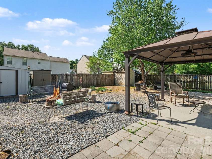 199 Austin Run Court, Kannapolis, NC 28083.  MLS# CAR4369473, YatesRealty ID 22921. 