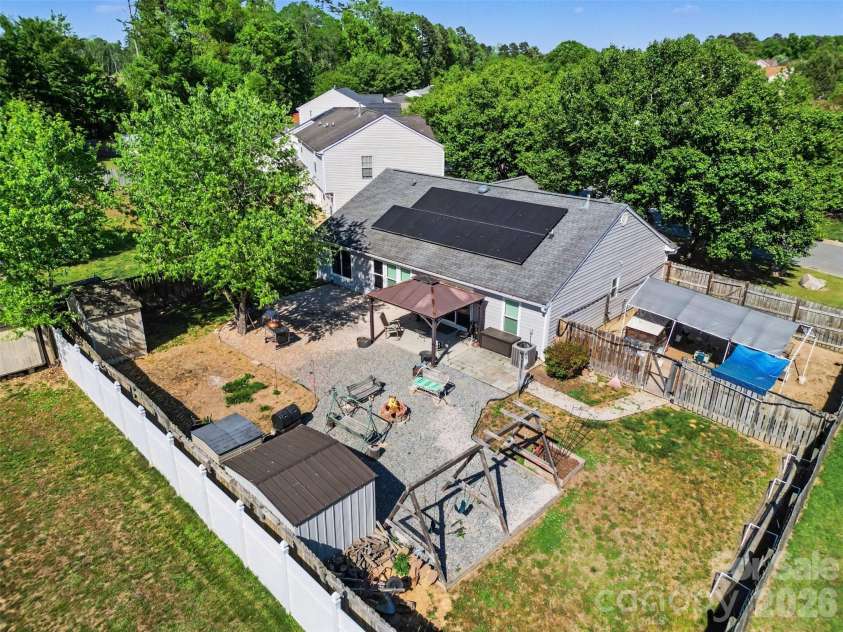 199 Austin Run Court, Kannapolis, NC 28083.  MLS# CAR4369473, YatesRealty ID 22921. 