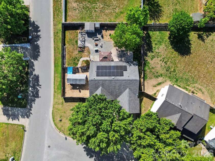 199 Austin Run Court, Kannapolis, NC 28083.  MLS# CAR4369473, YatesRealty ID 22921. 
