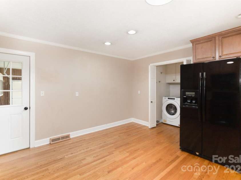 6300 Morehead Road, Harrisburg, NC 28075.  MLS# CAR4270263, YatesRealty ID 22921. 