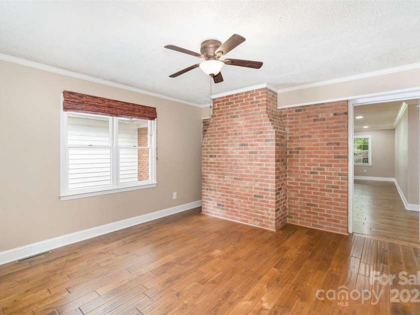 6300 Morehead Road, Harrisburg, NC 28075.  MLS# CAR4270263, YatesRealty ID 22921. 