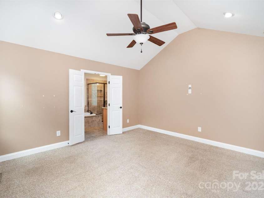 6300 Morehead Road, Harrisburg, NC 28075.  MLS# CAR4270263, YatesRealty ID 22921. 