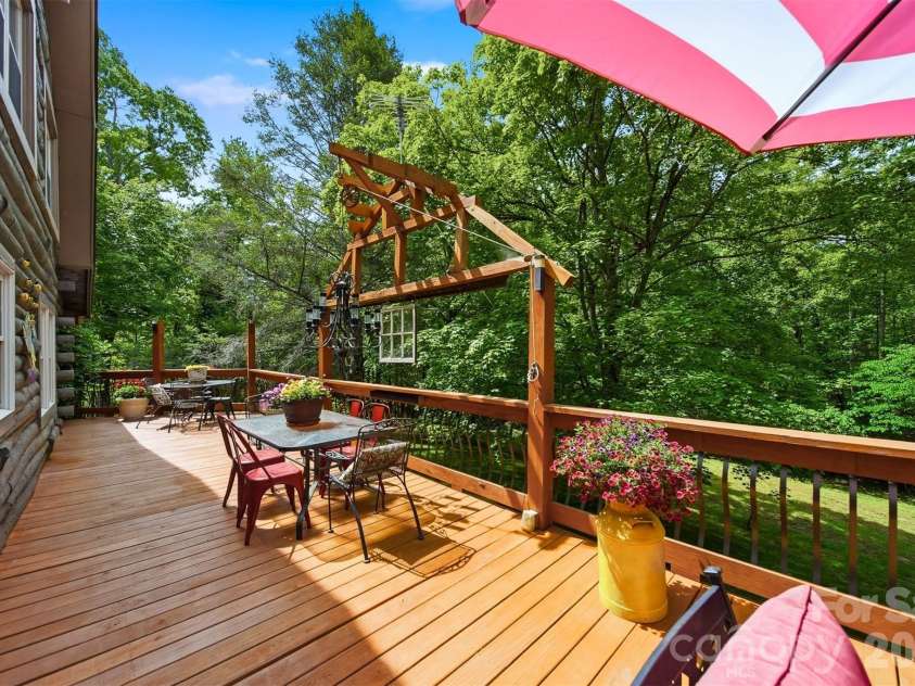 3497 Blue Creek Road, Lenoir, NC 28645.  MLS# CAR4379201, YatesRealty ID 22922. 