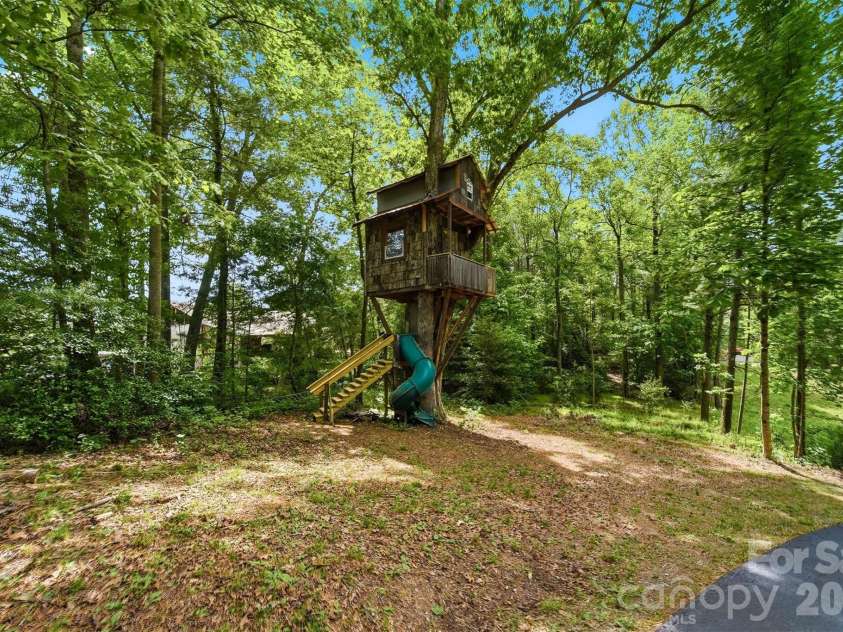 3497 Blue Creek Road, Lenoir, NC 28645.  MLS# CAR4379201, YatesRealty ID 22922. 
