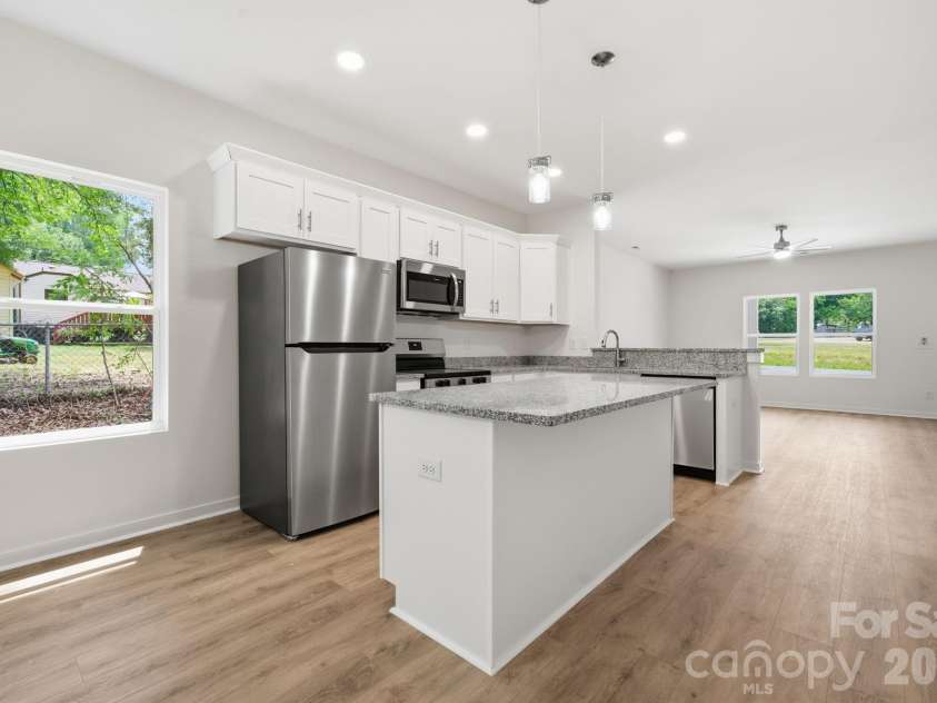 1150 Sloop Avenue, Kannapolis, NC 28083.  MLS# CAR4369219, YatesRealty ID 22923. Kitchen