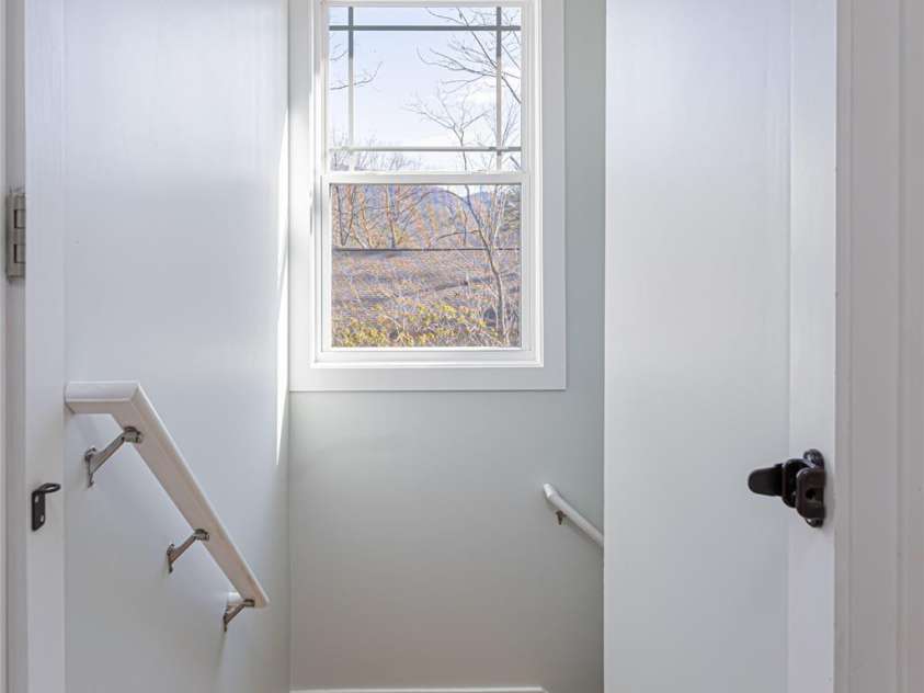 7 Pineview Road, Fairview, NC 28730.  MLS# CAR4211206, YatesRealty ID 22923. 