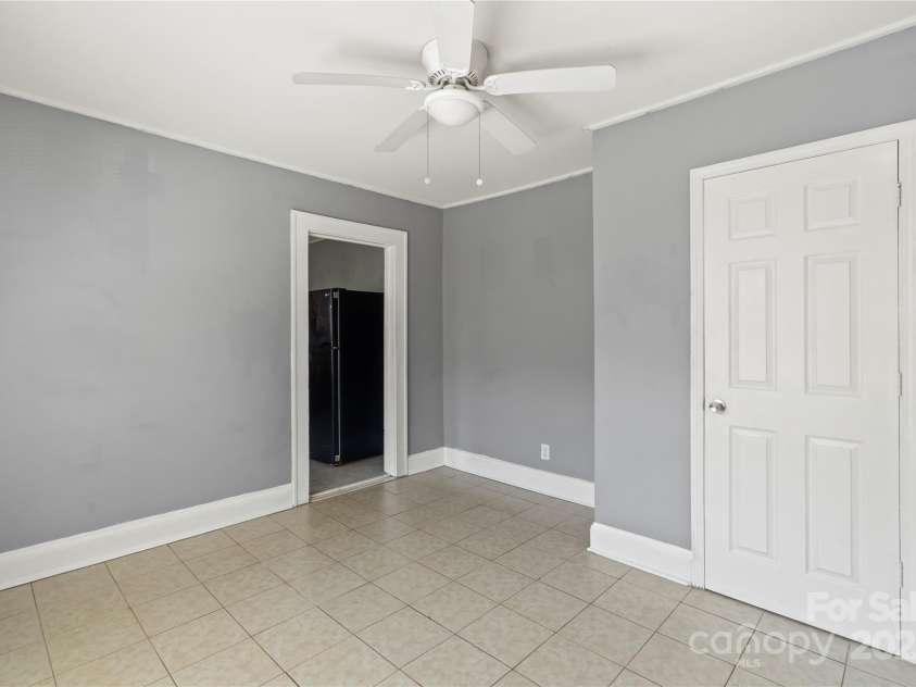921 Jackson Street, Salisbury, NC 28144.  MLS# CAR4274019, YatesRealty ID 22927. 