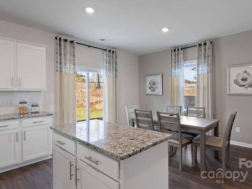3719 Coleman Drive, Charlotte, NC 28215.  MLS# CAR4216057, YatesRealty ID 22929. 