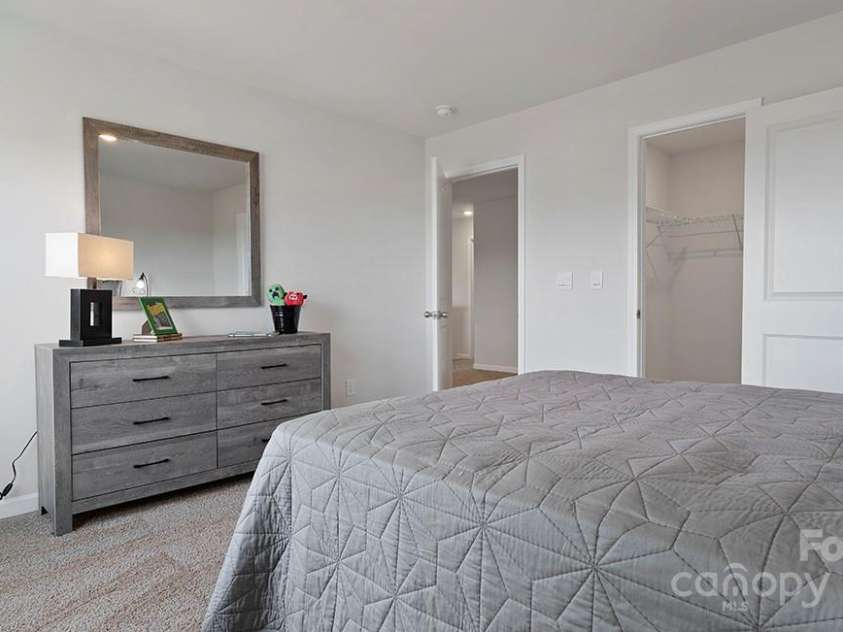 3719 Coleman Drive, Charlotte, NC 28215.  MLS# CAR4216057, YatesRealty ID 22929. 