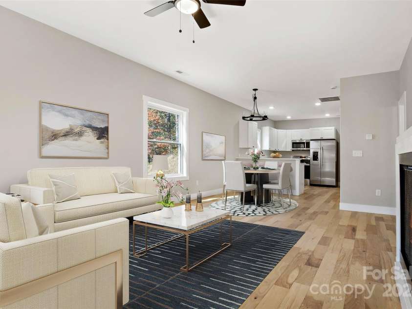 136 Northbend Drive, Asheville, NC 28804.  MLS# CAR4195615, YatesRealty ID 2293. 