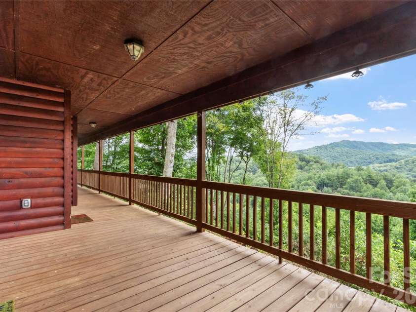 346 Appaloosa Trail, Burnsville, NC 28714.  MLS# CAR4312103, YatesRealty ID 2293. 