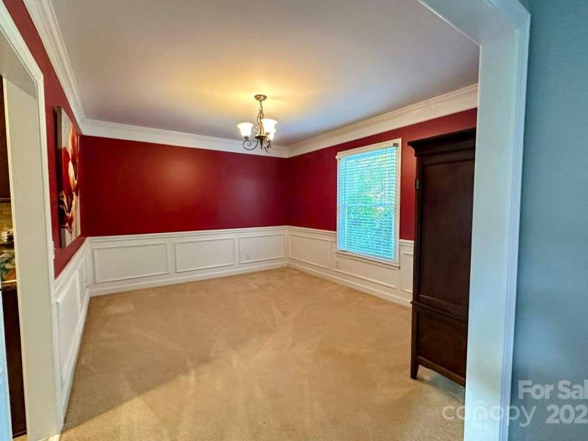 12610 Angel Oak Drive, Huntersville, NC 28078.  MLS# CAR4257893, YatesRealty ID 22932. 