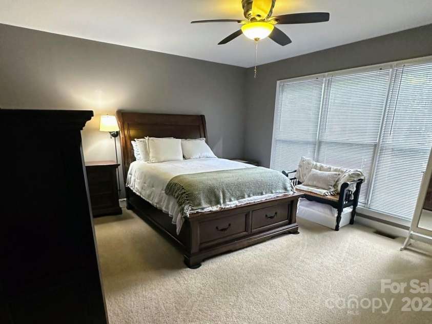 12610 Angel Oak Drive, Huntersville, NC 28078.  MLS# CAR4257893, YatesRealty ID 22932. 
