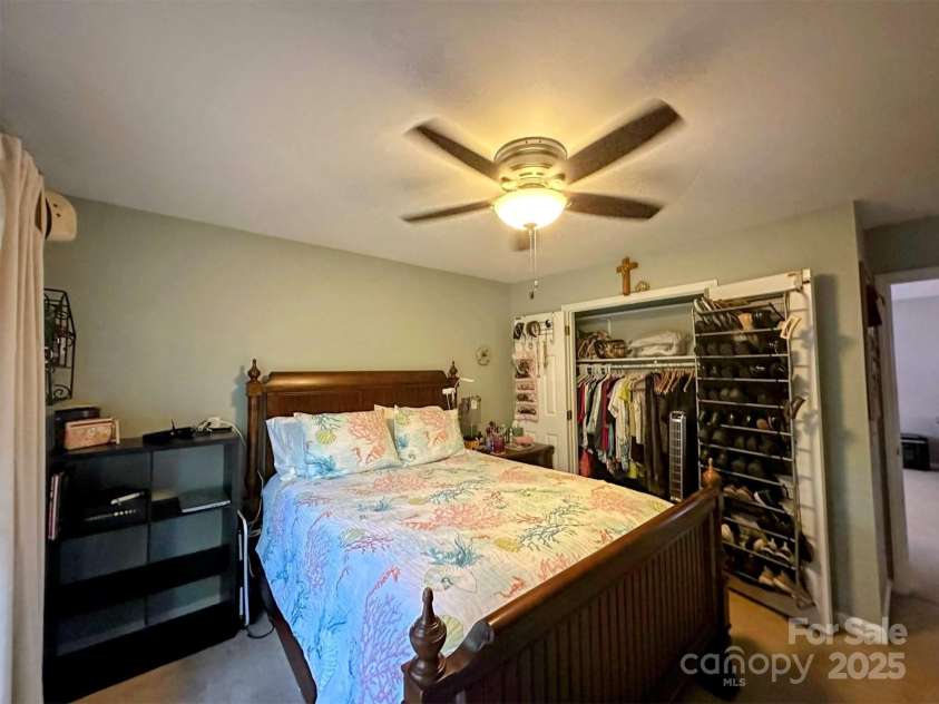 12610 Angel Oak Drive, Huntersville, NC 28078.  MLS# CAR4257893, YatesRealty ID 22932. 