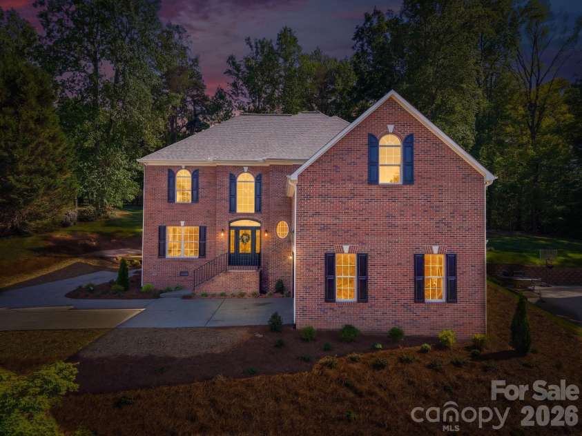 131 Normandy Road, Mooresville, NC 28117.  MLS# CAR4401226, YatesRealty ID 22934. 