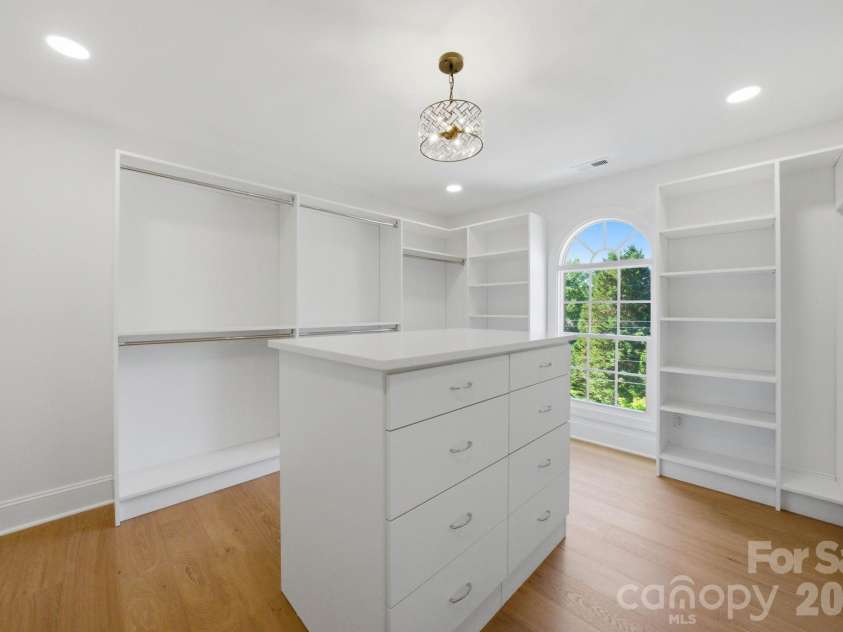 131 Normandy Road, Mooresville, NC 28117.  MLS# CAR4401226, YatesRealty ID 22934. 